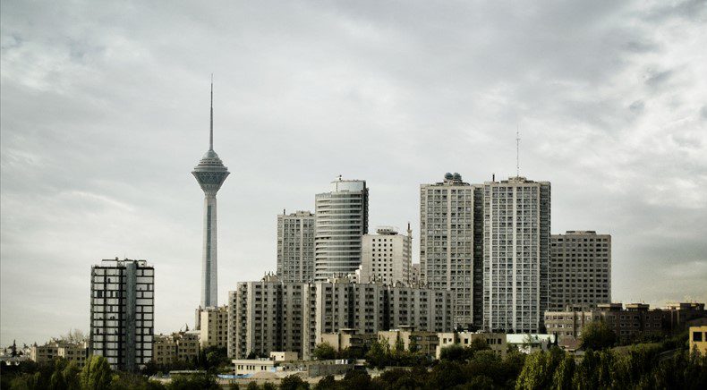 بلندی ساختمان های تهران مانع از عبور باد هستند؟